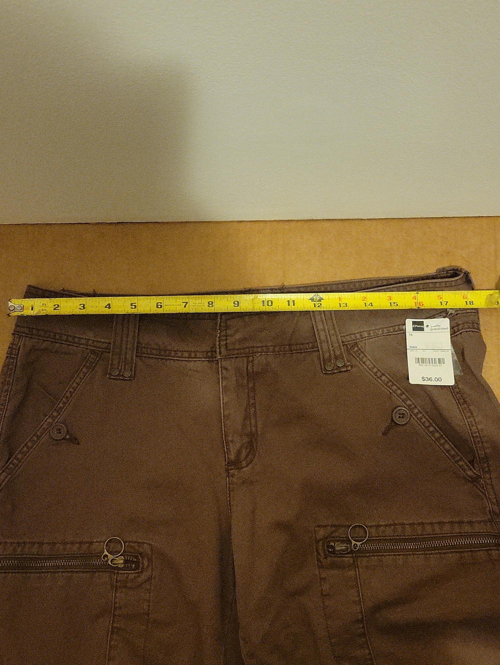 NWT: Mixit Cargo Capris - Picture 15 of 15